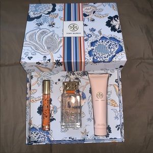 Tory Burch Signature